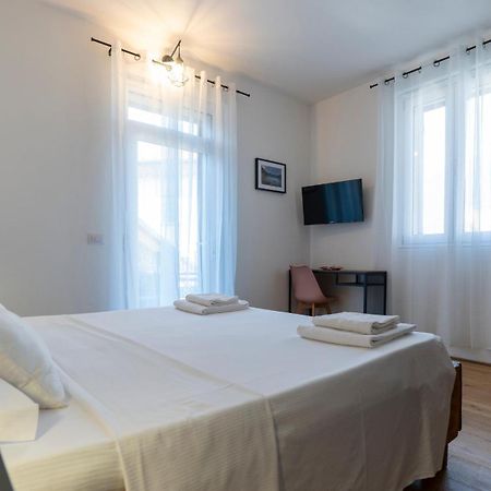 Salice Divino Hotel Лецено Екстериор снимка